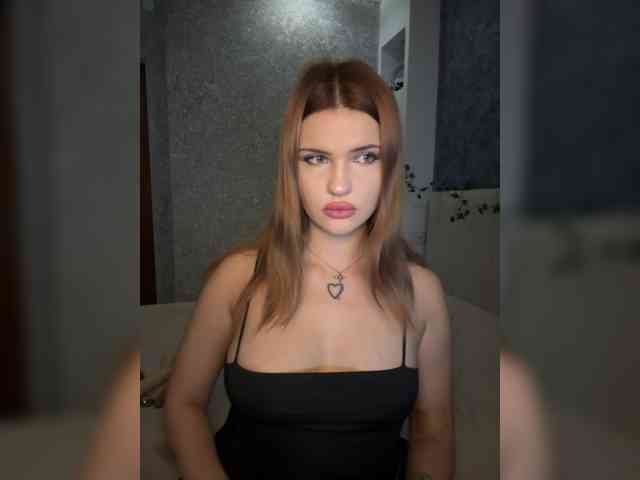 Melaniamyr's sex show image Melaniamyr's sex show image