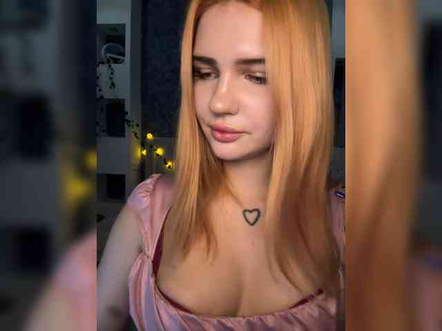 Melaniamyr's sex show image Melaniamyr's sex show image