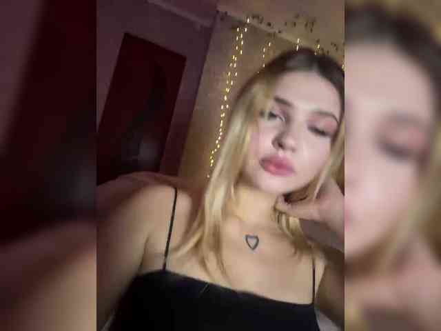 Melaniamyr's sex show image
