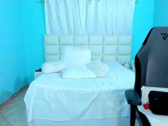 Sexshow-Bild von shadiaorozco Sexshow-Bild von shadiaorozco