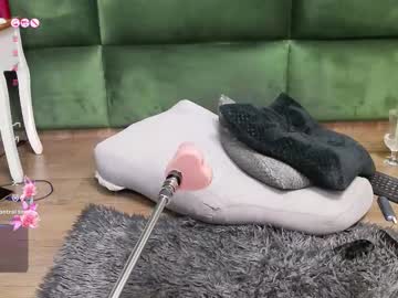 Изображение секс-шоу модели selensummer Изображение секс-шоу модели selensummer