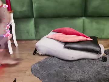 Изображение секс-шоу модели selensummer Изображение секс-шоу модели selensummer