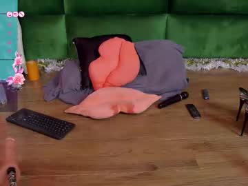 selensummer's sex show image