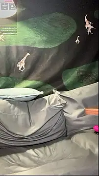 Cici250808's sex show image