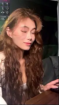 Cici250808's sex show image