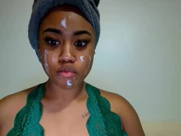 kat2025's sex show image