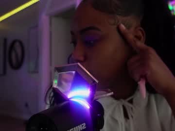 kat2025's sex show image