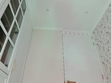 Изображение секс-шоу модели kitty__sophie Изображение секс-шоу модели kitty__sophie