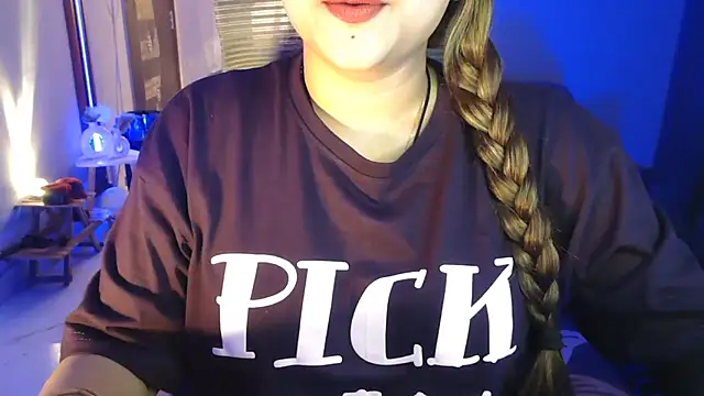 Mitikaa's sex show image