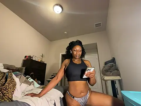 Изображение секс-шоу модели wynterheat