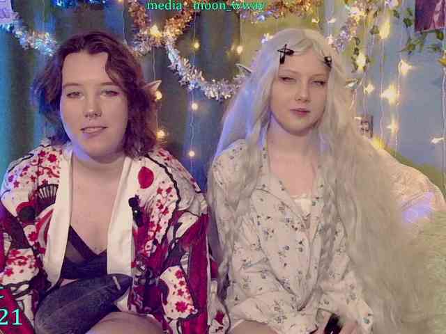 MoonWayWithMemes's sex show image