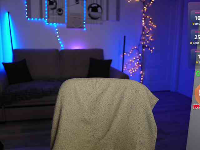 Swarowskaya's sex show image