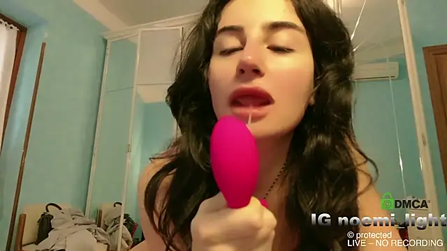 Изображение секс-шоу модели DeaAthena Изображение секс-шоу модели DeaAthena