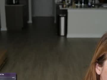 maevivant's sex show image