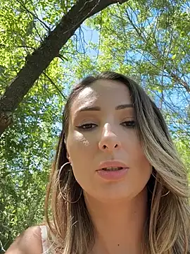 Wonder_Kari's sex show image