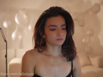 ellelure_'s sex show image