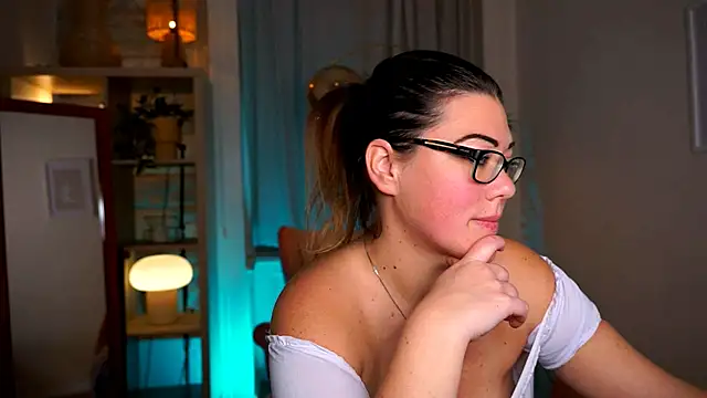 mrs_fllowerr's sex show image mrs_fllowerr's sex show image