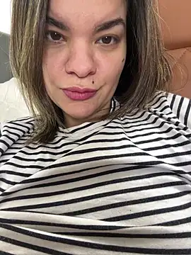 Zyrella's sex show image