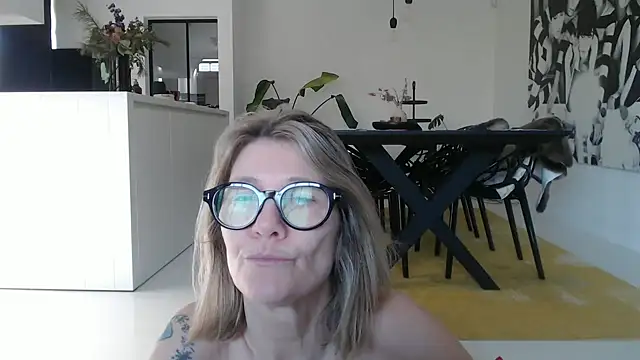 Изображение секс-шоу модели godinflower