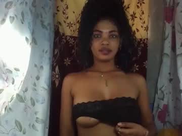 vernelaa's sex show image