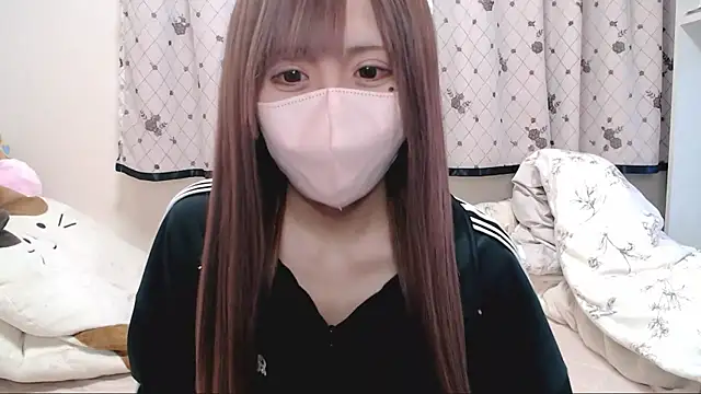 Изображение секс-шоу модели _hiyor_