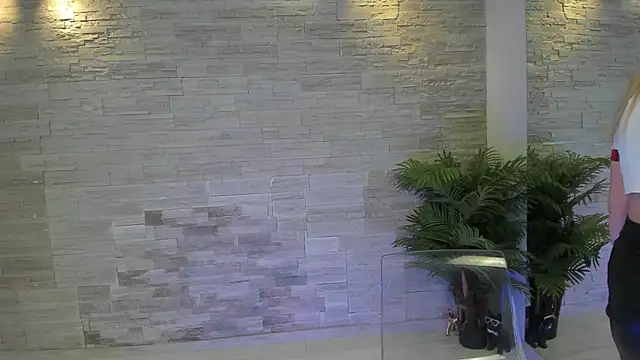 AngelInSinn's sex show image