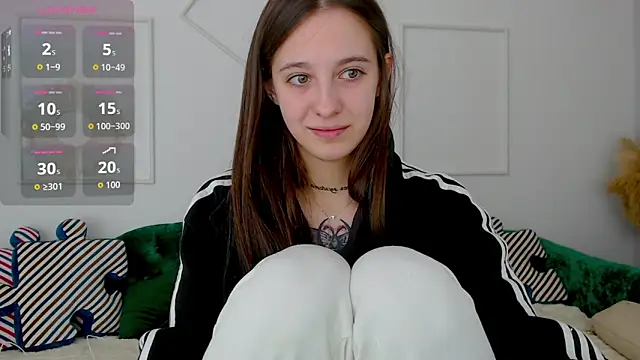Изображение секс-шоу модели Little_cherryy__
