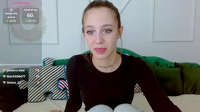 Изображение секс-шоу модели Little_cherryy__