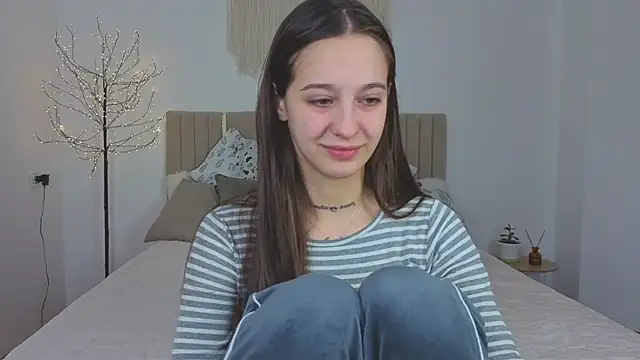 Little_cherryy__'s sex show image Little_cherryy__'s sex show image