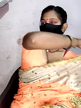Hotcouplepriya's sex show image
