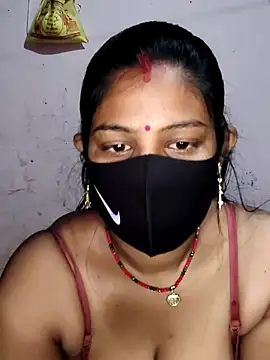 Hotcouplepriya's sex show image