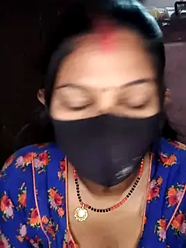 Hotcouplepriya's sex show image