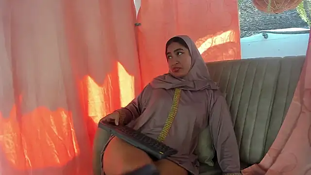 SamiraAwada's sex show image