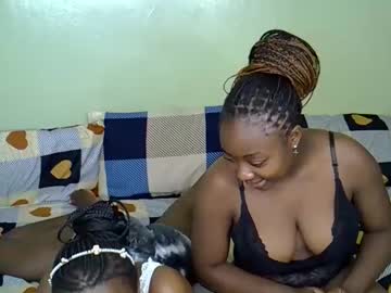 mama_pussie's sex show image