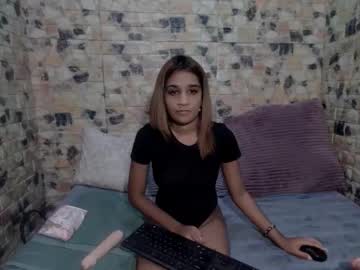 Изображение секс-шоу модели cherryindian694u Изображение секс-шоу модели cherryindian694u