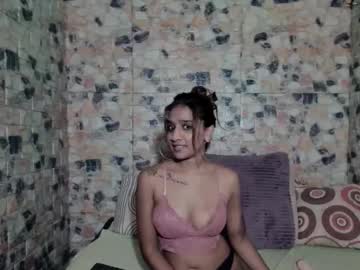 Изображение секс-шоу модели cherryindian694u Изображение секс-шоу модели cherryindian694u