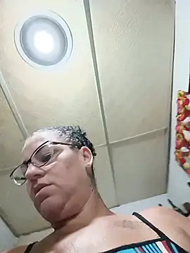 tugordita-hot's sex show image