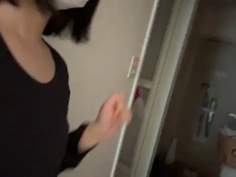 Изображение секс-шоу модели riri_riri_jp