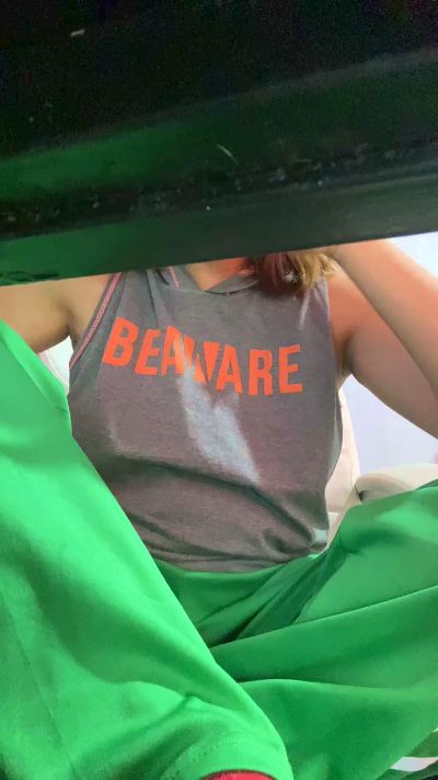 Изображение секс-шоу модели tokyoparis