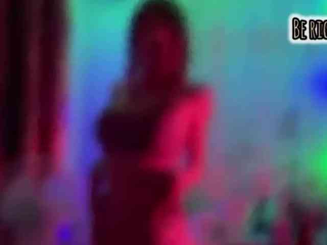 Armura's sex show image