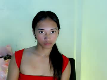 ur_sexyllie's sex show image