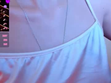 your_luna_'s sex show image