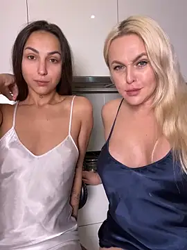 Keep_us_wild's sex show image