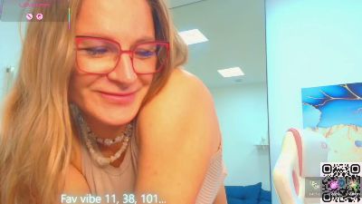 Milf_Tea's sex show image