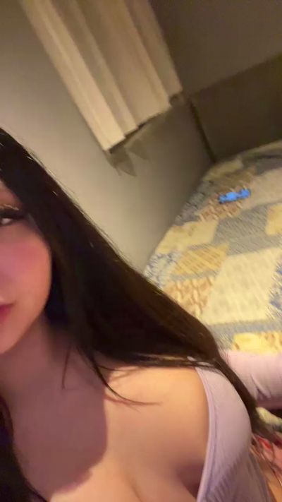 Sexshow-Bild von eymi4 Sexshow-Bild von eymi4