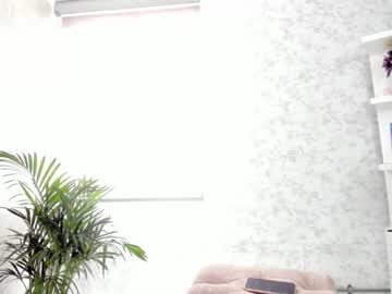 Изображение секс-шоу модели martiiinaa_