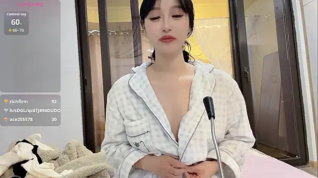 Sexshow-Bild von Xiaowen-wen Sexshow-Bild von Xiaowen-wen