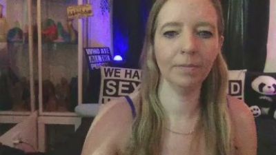 SuusenGuus's sex show image