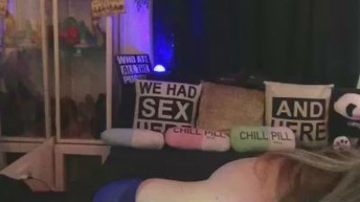 SuusenGuus's sex show image