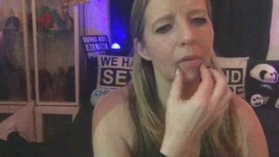 SuusenGuus's sex show image